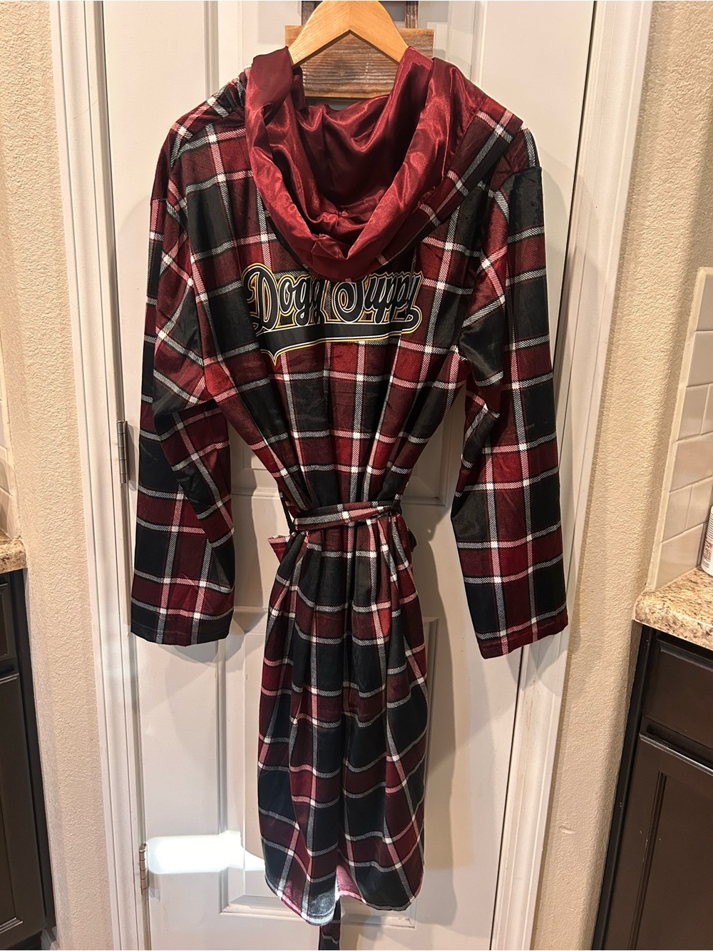 Dogg Supply by Snoop Dog Plaid Velvet Satin Luxury Robe